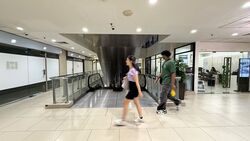 Lucky Plaza (D9), Retail #480161761